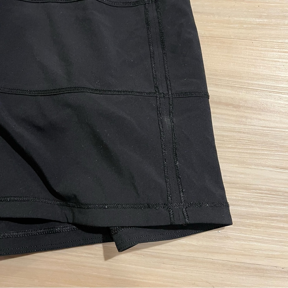 Lululemon Pace Rival Skirt Size 8 Tall
*4-way Stretch 15" Black - Picture 11 of 13